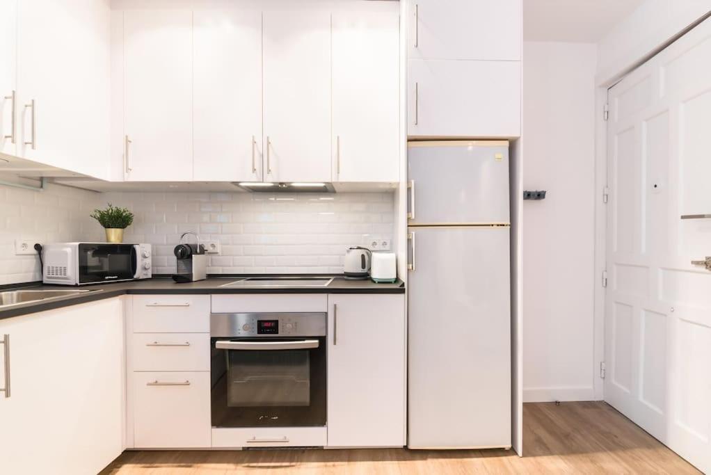 Amazing Apartment! Quiet And Bright, Madrid. 외부 사진